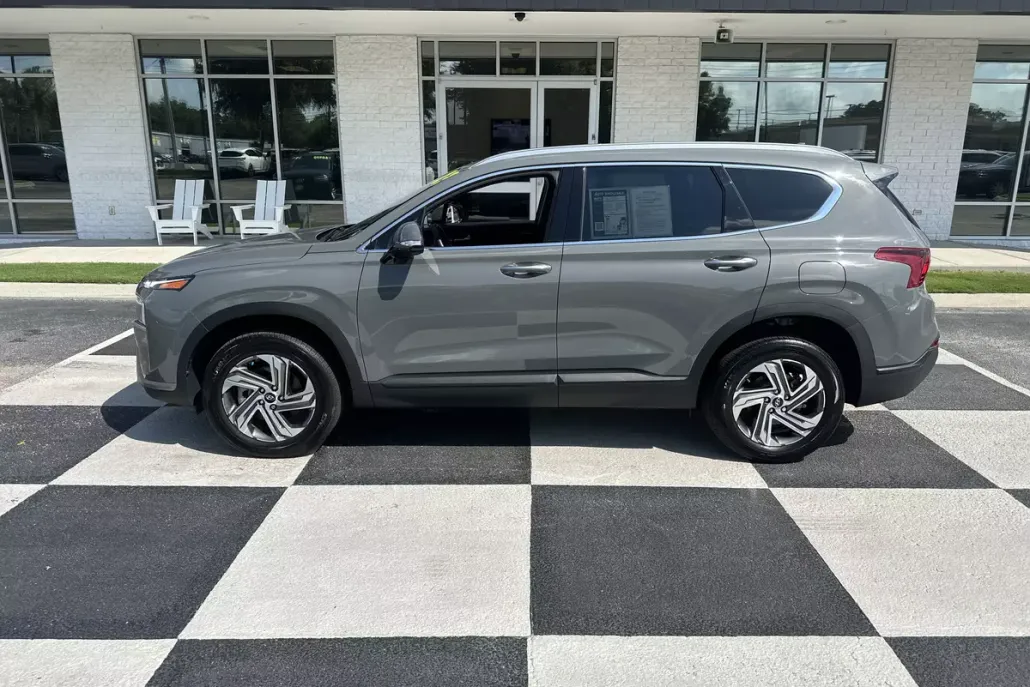 2023 Hyundai Santa Fe SEL photo 1