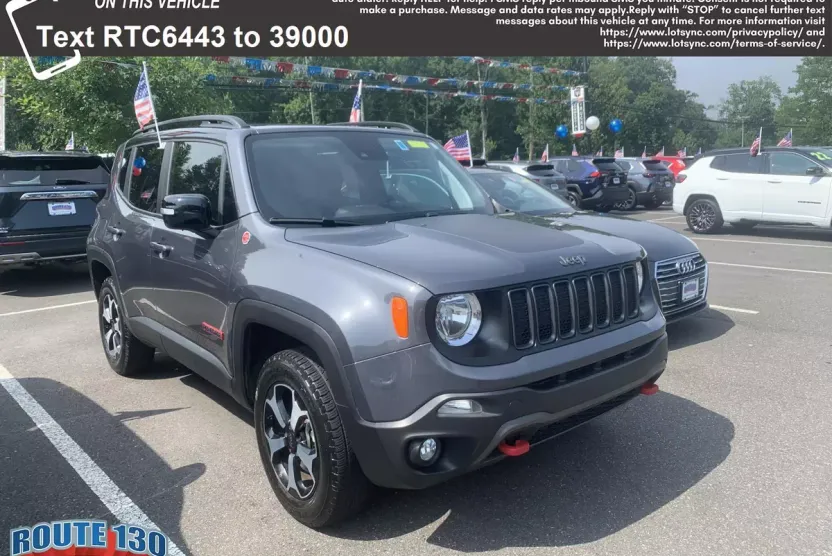 2022 Jeep Renegade Trailhawk photo 1