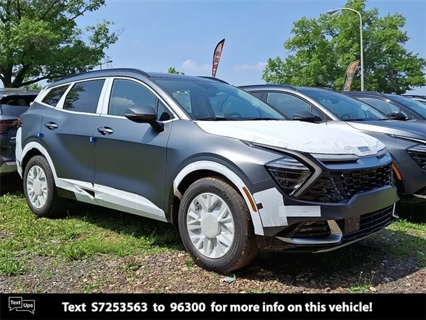 2025 Kia Sportage Hybrid photo 1
