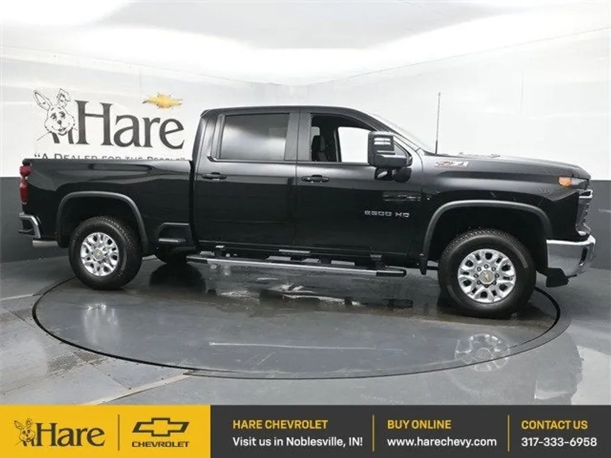 2025 Chevrolet Silverado 2500HD LT photo 1