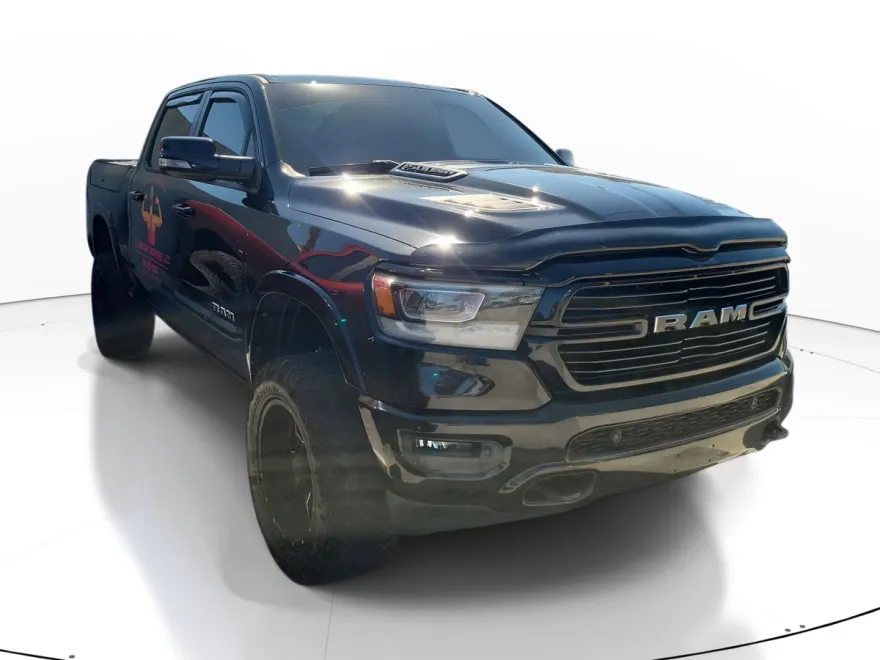 2020 Ram 1500 Laramie photo 1