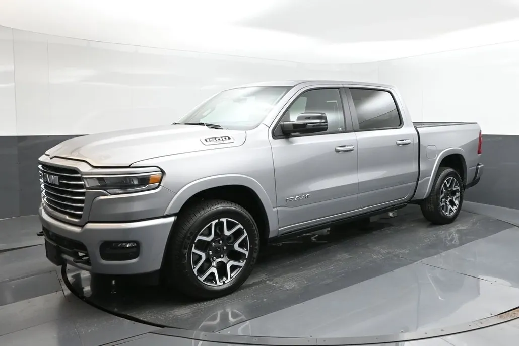 2025 Ram 1500 Laramie photo 1