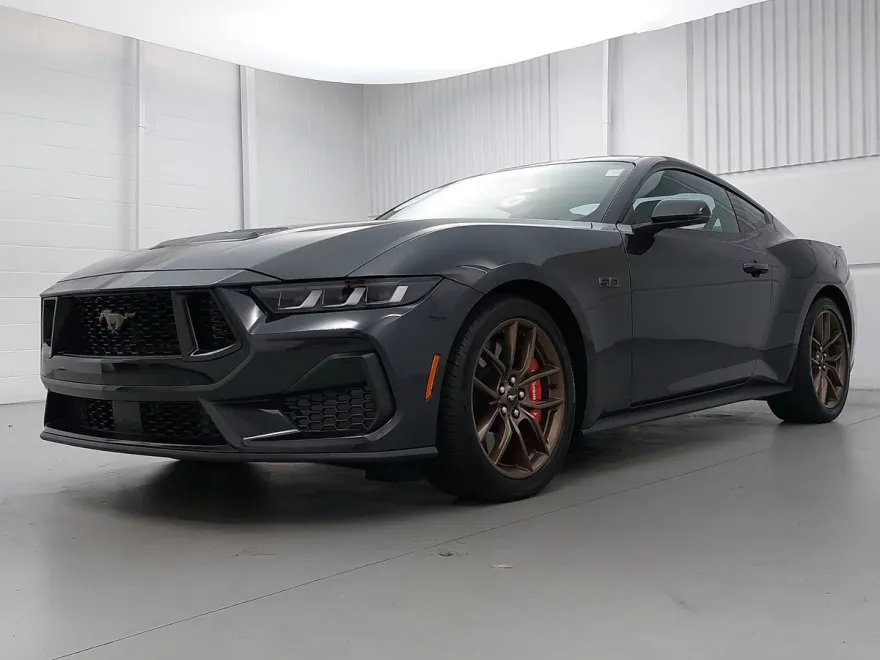 2024 Ford Mustang GT Premium photo 1
