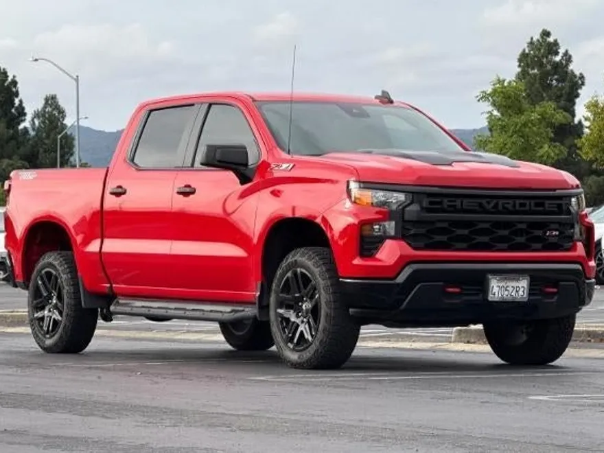 2022 Chevrolet Silverado 1500 Custom Trail Boss photo 1