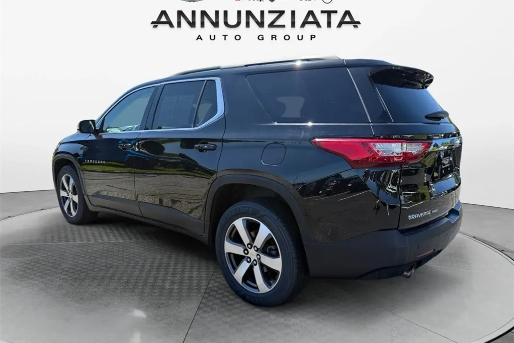 2020 Chevrolet Traverse 3LT photo 1