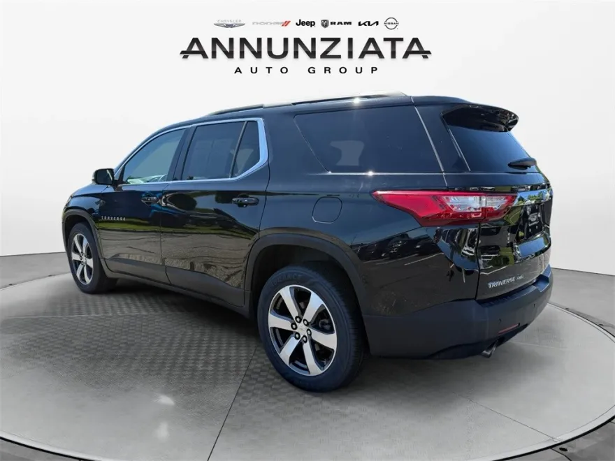 2020 Chevrolet Traverse 3LT photo 1