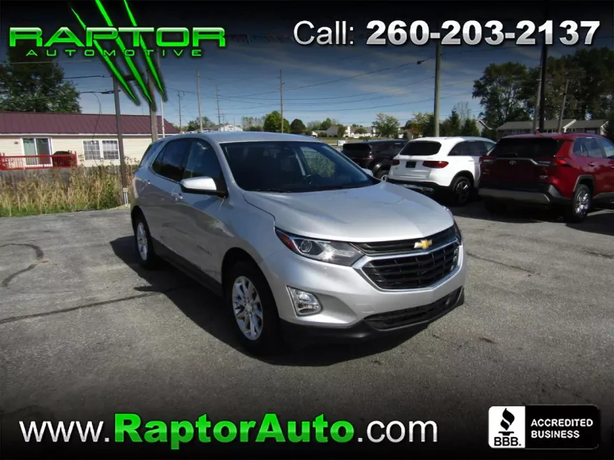 2020 Chevrolet Equinox LT photo 1