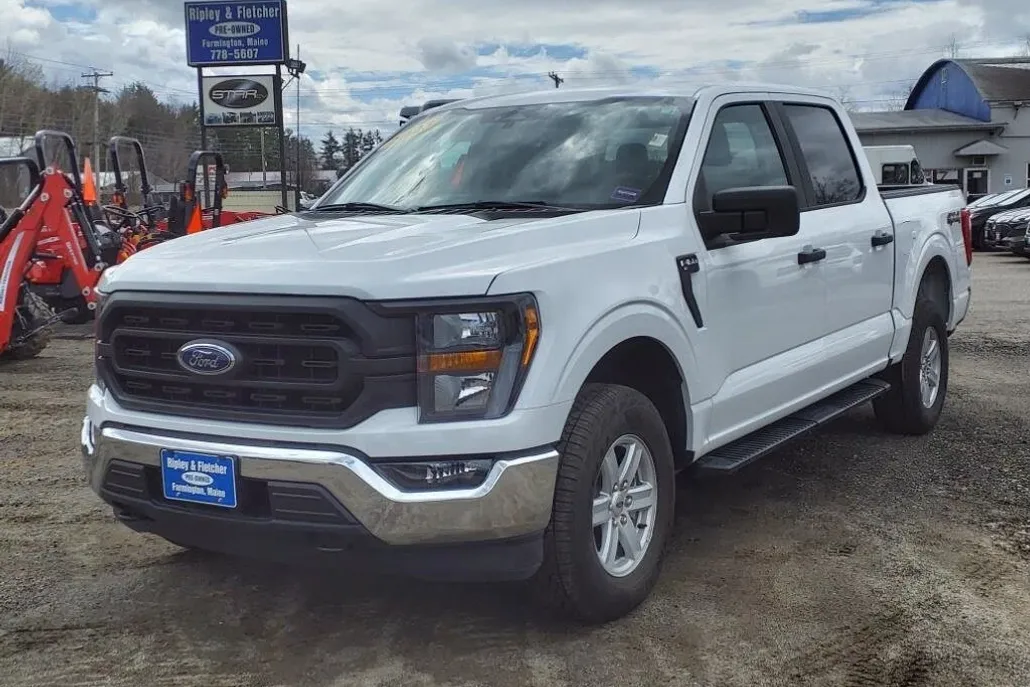 2023 Ford F-150 XL photo 1