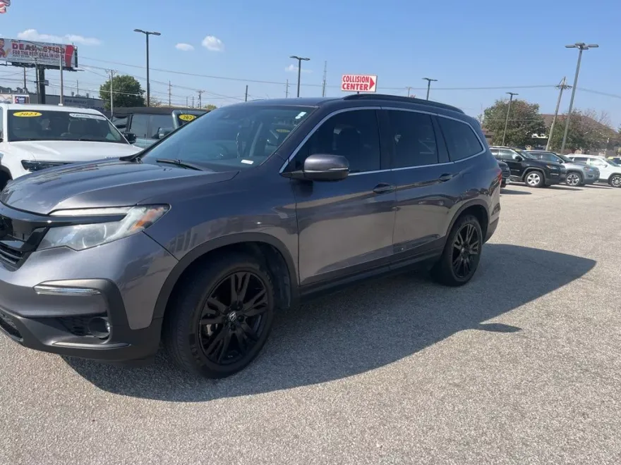 2021 Honda Pilot Special Edition photo 1