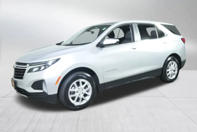 2022 Chevrolet Equinox LT photo 1