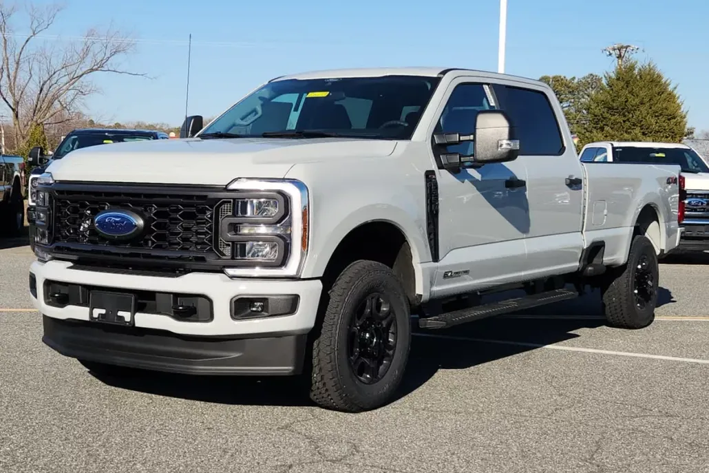 2025 Ford F-350 XL photo 1