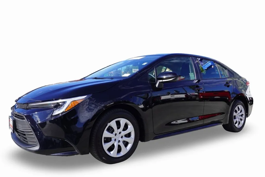 2025 Toyota Corolla Hybrid LE photo 1
