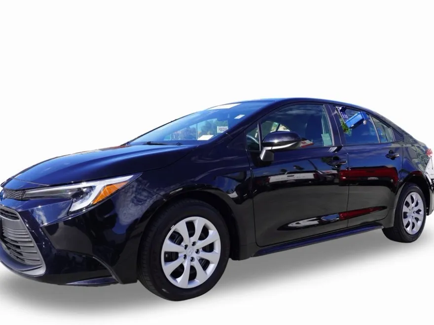 2025 Toyota Corolla Hybrid LE photo 1