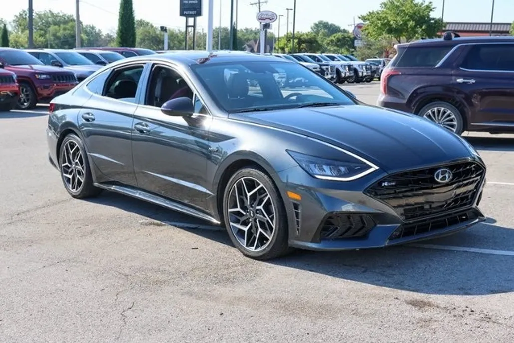 2022 Hyundai Sonata N Line photo 1