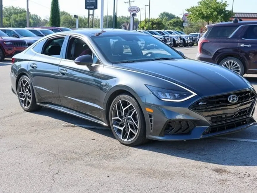 2022 Hyundai Sonata N Line photo 1