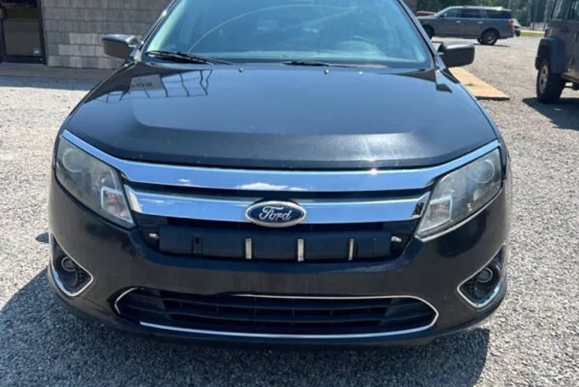 2012 Ford Fusion SEL photo 1