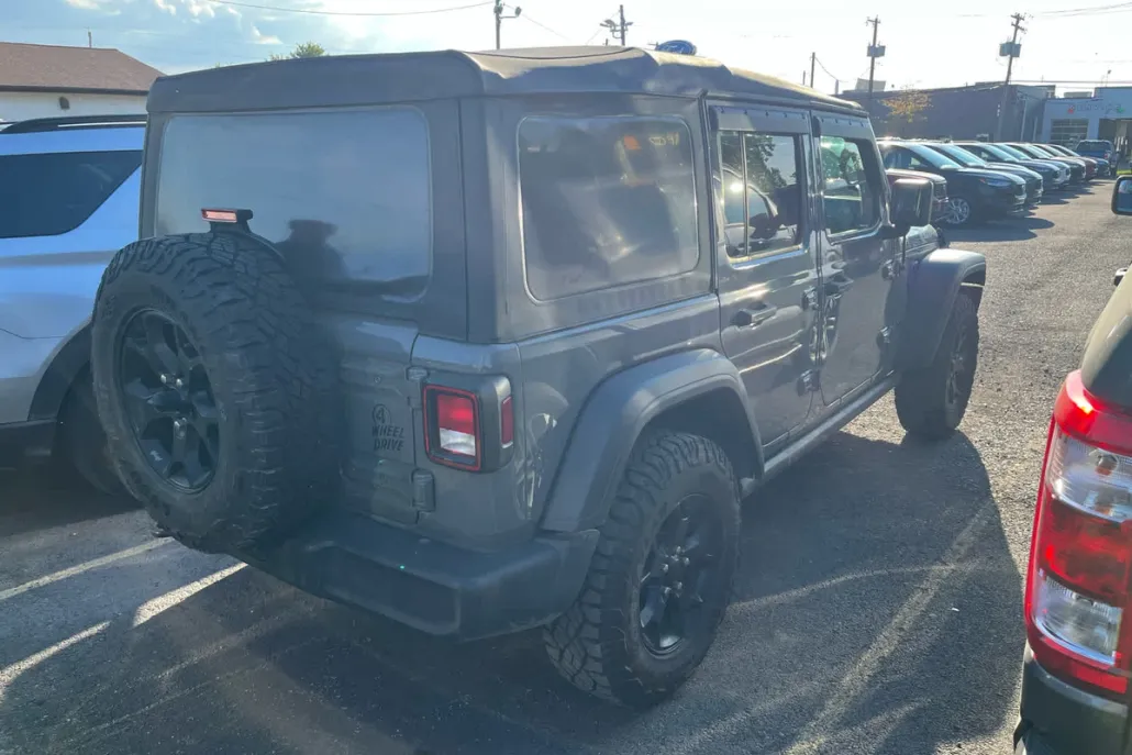 2020 Jeep Wrangler Unlimited Willys photo 1