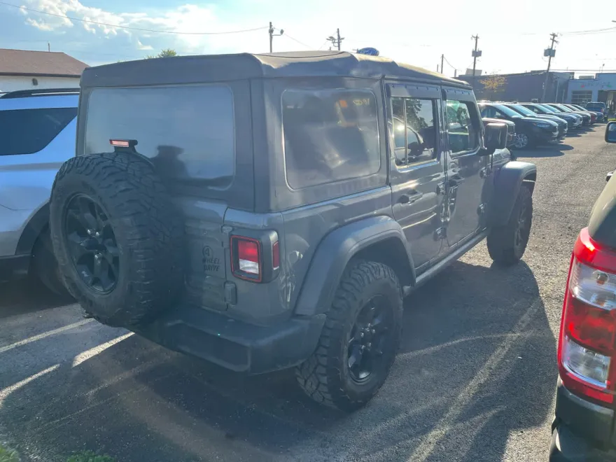 2020 Jeep Wrangler Unlimited Willys photo 1