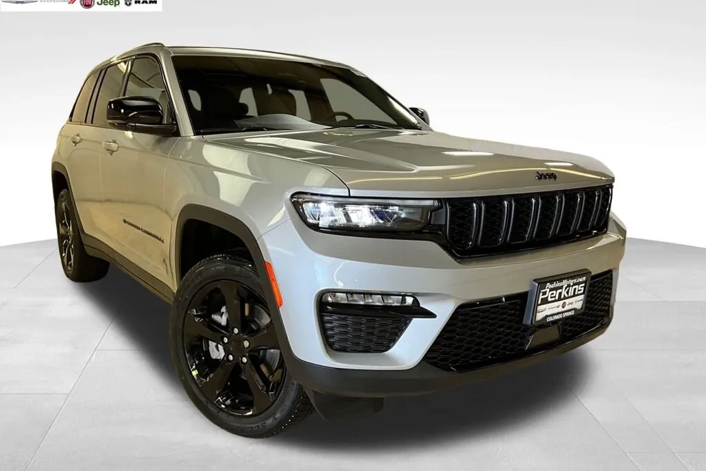 2025 Jeep Grand Cherokee Limited photo 1