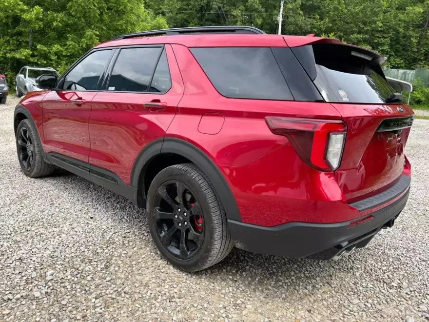 2020 Ford Explorer ST Sport photo 1
