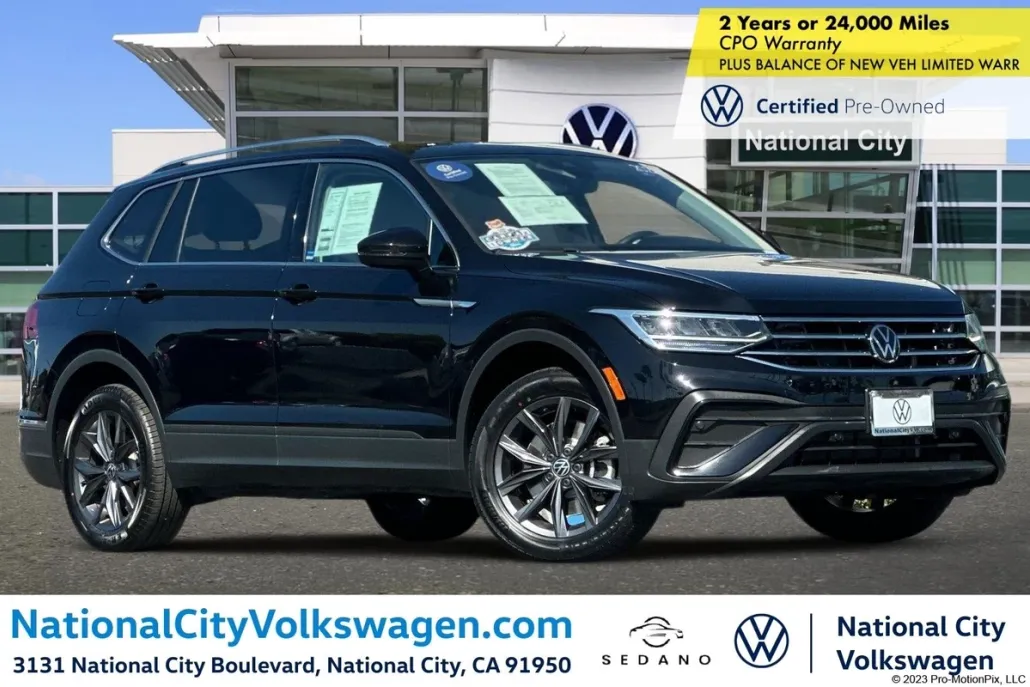 2022 Volkswagen Tiguan SE photo 1