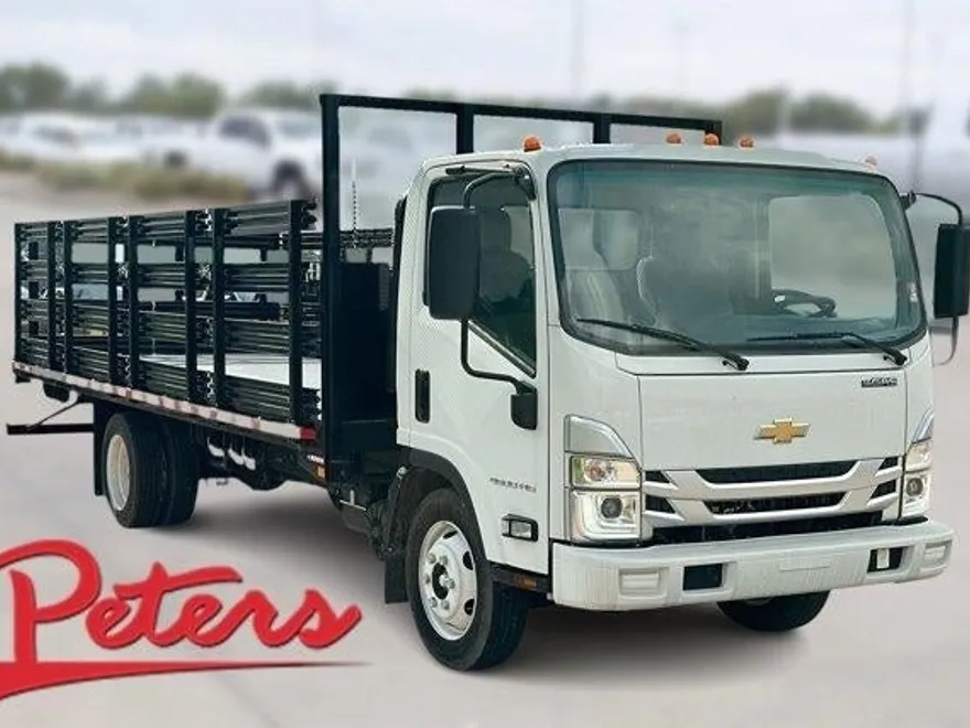 2024 Chevrolet Silverado 4500HD photo 1