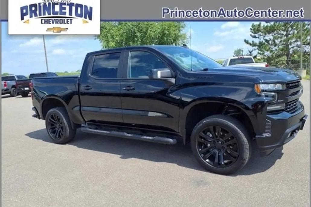 2022 Chevrolet Silverado 1500 RST photo 1