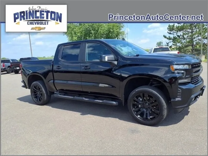 2022 Chevrolet Silverado 1500 RST photo 1