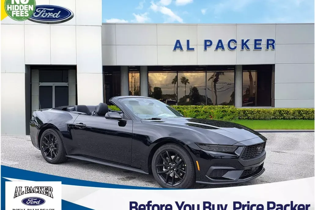 2025 Ford Mustang EcoBoost photo 1