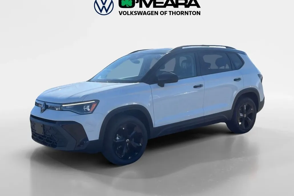 2025 Volkswagen Taos SE photo 1