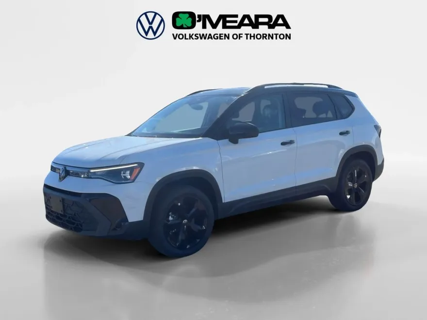 2025 Volkswagen Taos SE photo 1