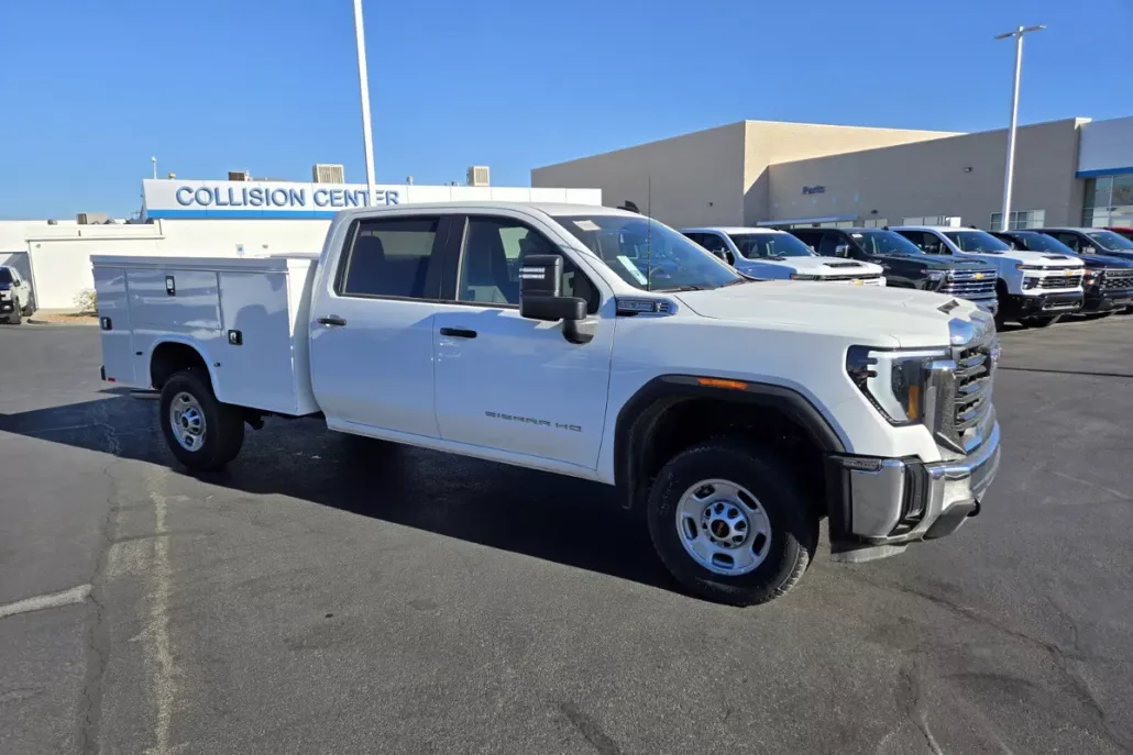 2024 Gmc Sierra 2500 HD Pro photo 1