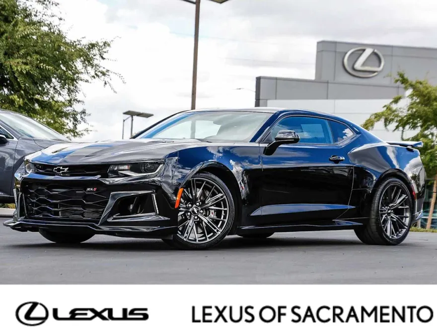 2017 Chevrolet Camaro ZL1 photo 1