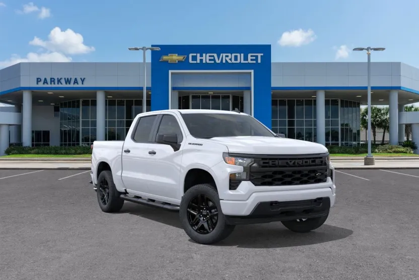 2025 Chevrolet Silverado 1500 Custom photo 1