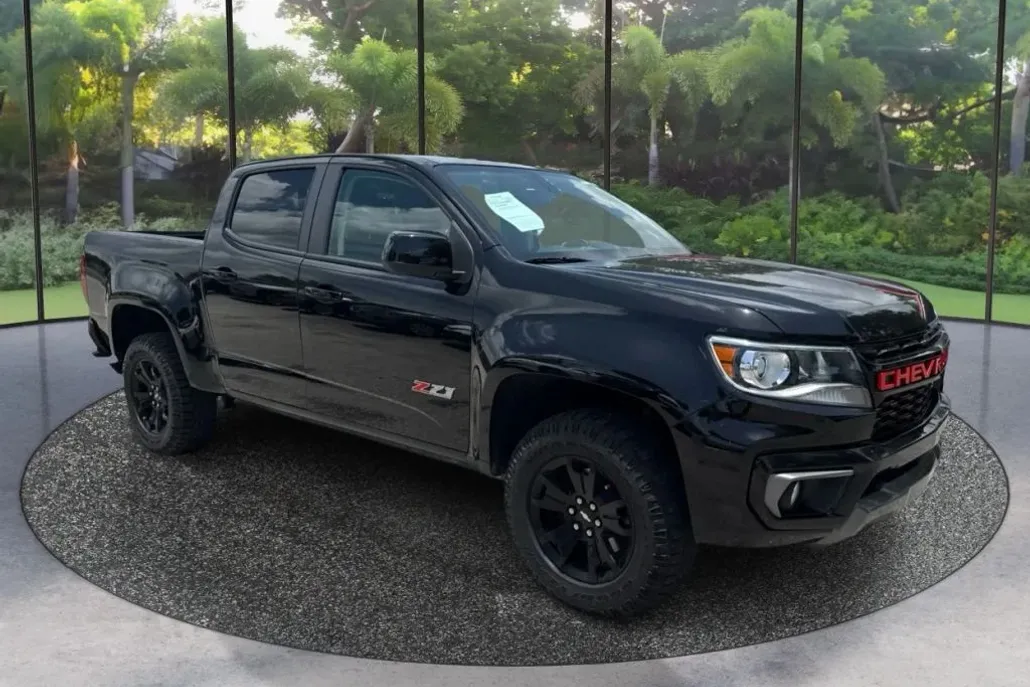 2022 Chevrolet Colorado Z71 photo 1