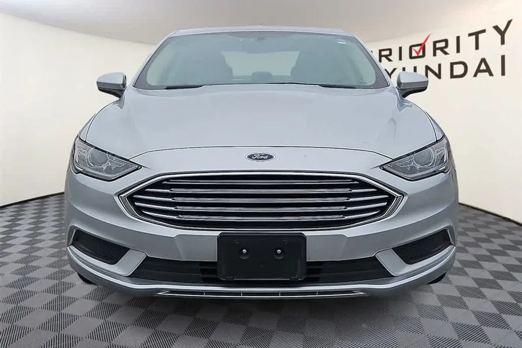 2017 Ford Fusion Hybrid S photo 1