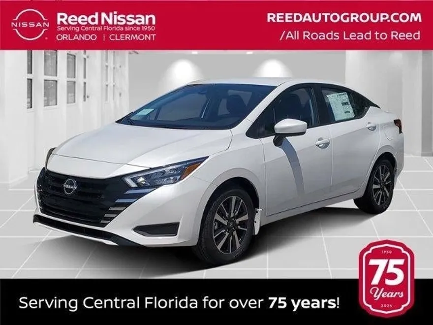 2025 Nissan Versa SV photo 1