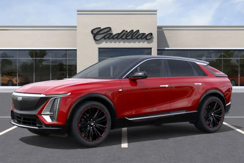 2026 Cadillac Lyriq Luxury photo 1