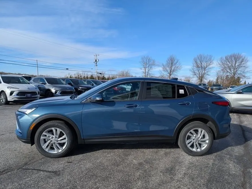 2025 Buick Envista Preferred photo 1