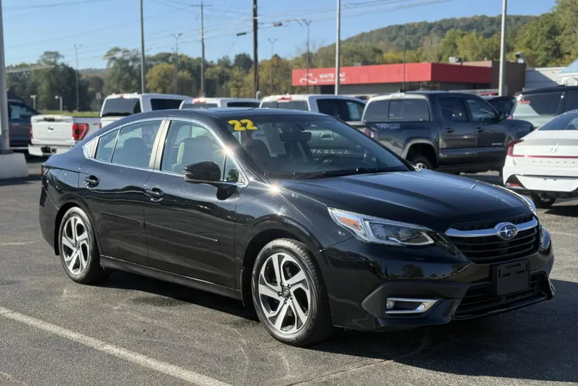 2022 Subaru Legacy Limited photo 1