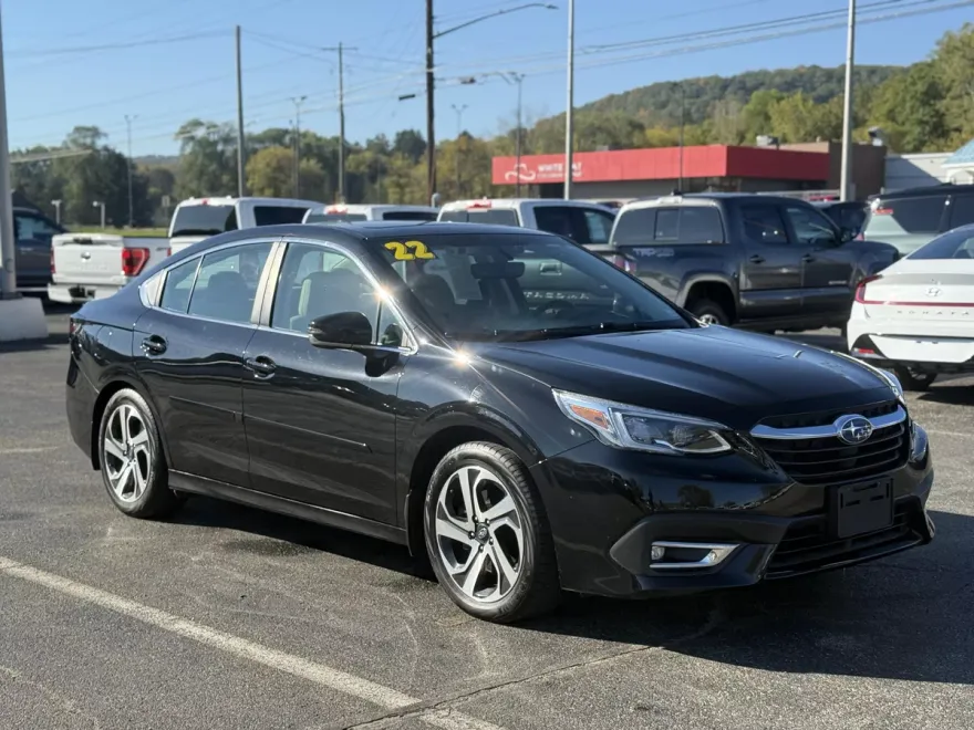 2022 Subaru Legacy Limited photo 1