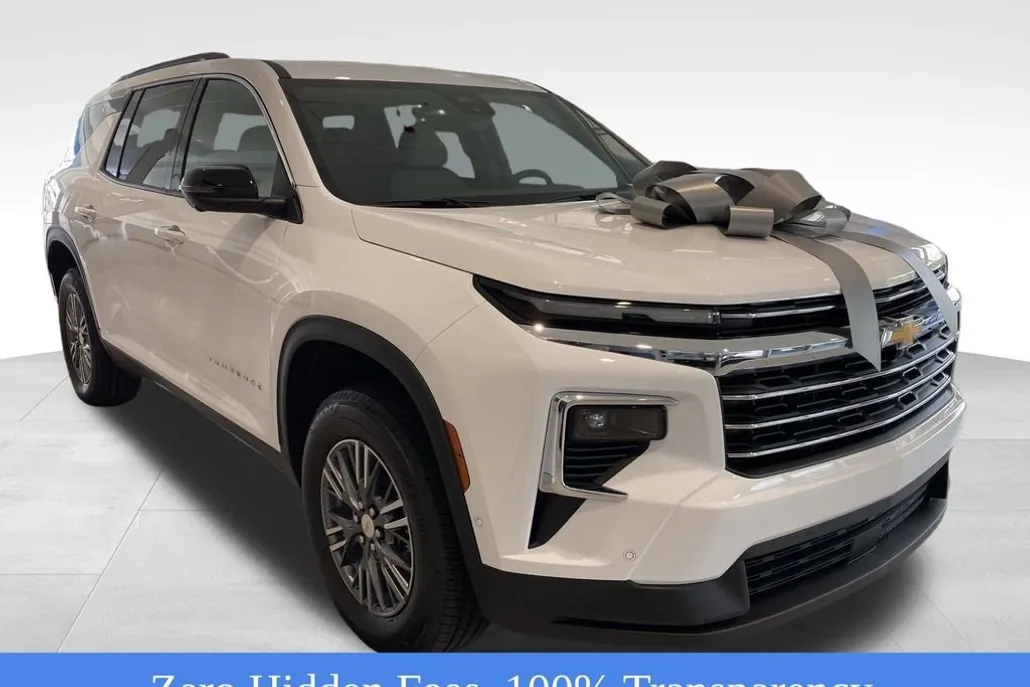 2025 Chevrolet Traverse photo 1