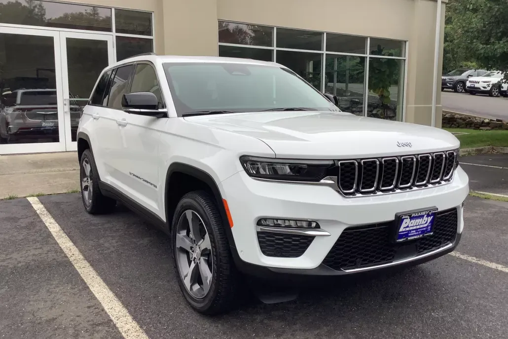 2023 Jeep Cherokee 4xe Sport photo 1