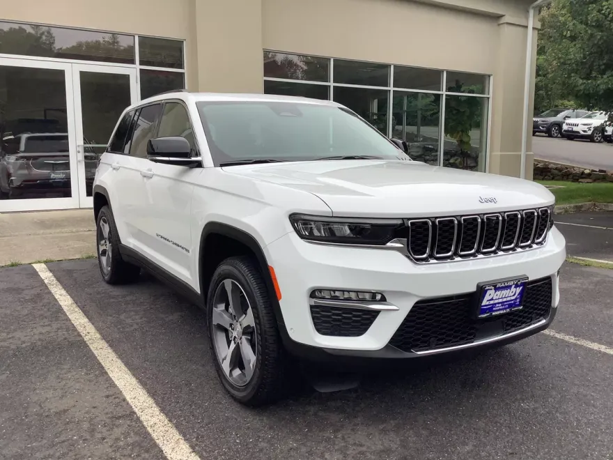 2023 Jeep Cherokee 4xe Sport photo 1