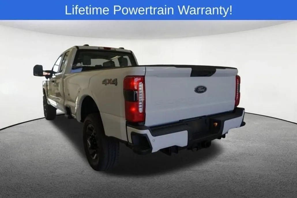 2026 Ford F-350 photo 1