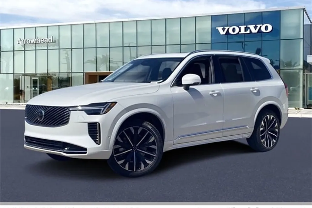 2025 Volvo XC90 photo 1