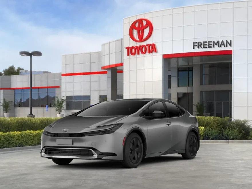 2026 Toyota Prius Plug-in SE photo 1