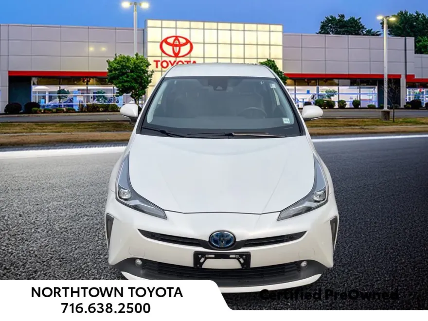 2022 Toyota Prius XLE AWD-e photo 1