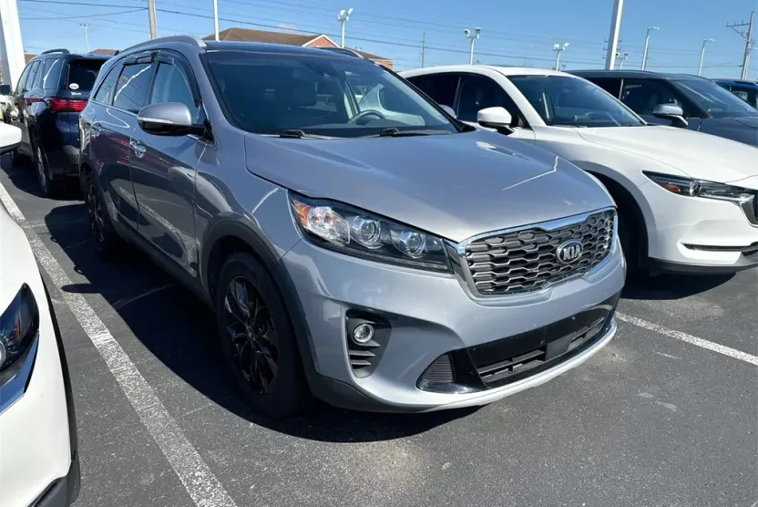 2020 Kia Sorento EX photo 1