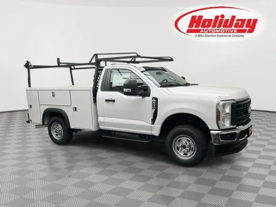 2025 Ford F-250 XL photo 1